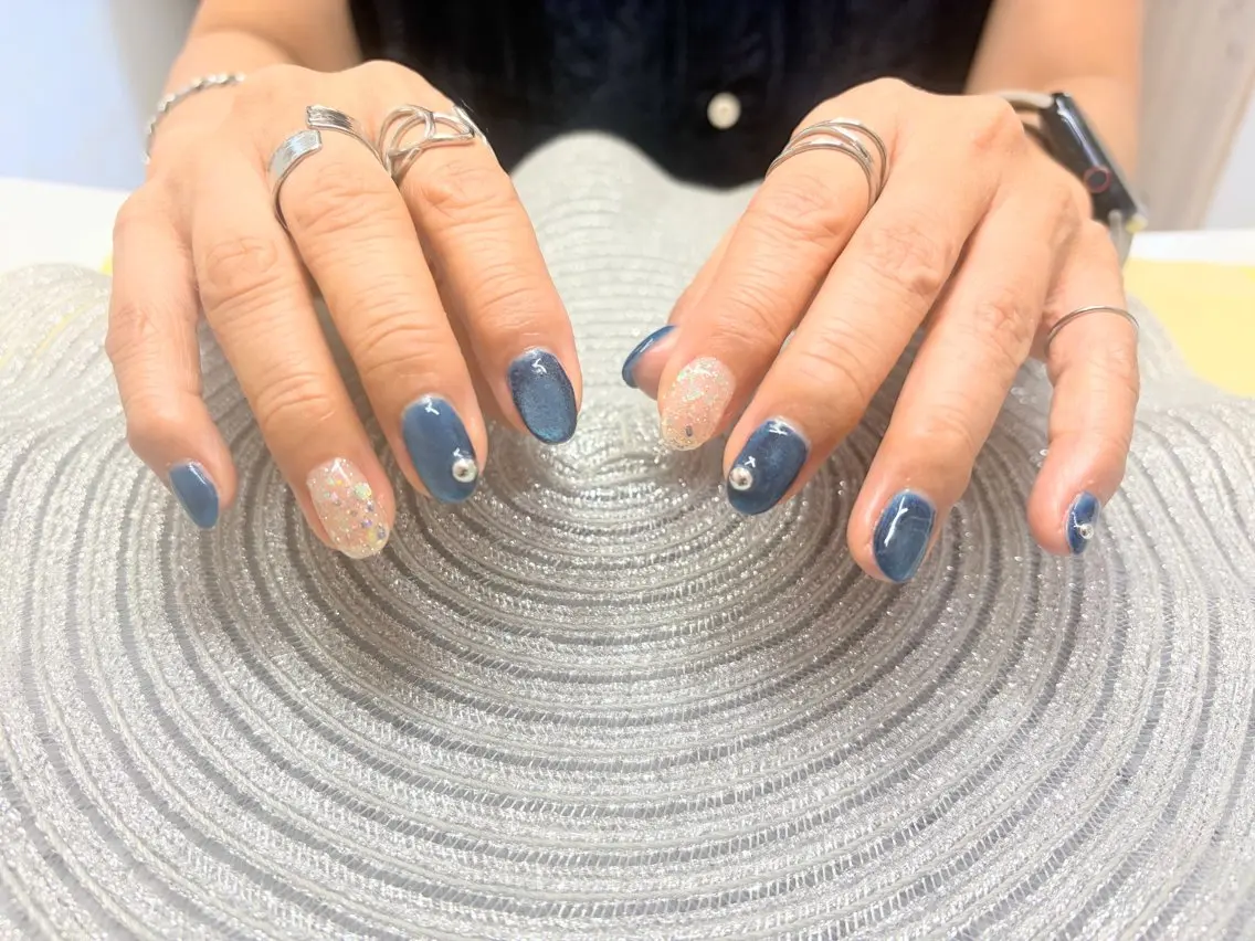 ネイル ラメ(グリッター) マグネットネイル ✨ameru✨ nailsalonのネイルデザイン
