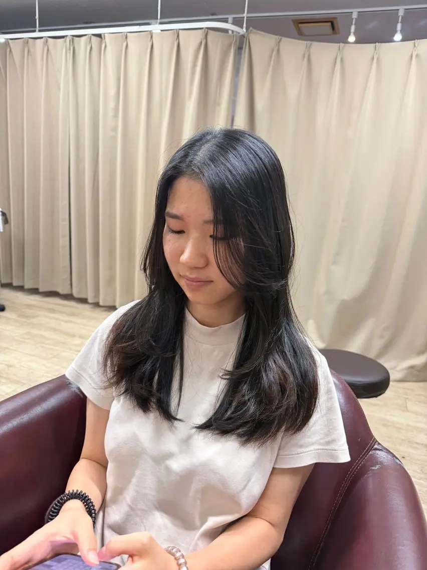 ロング レイヤーカット ローレイヤー 古賀 颯磨のヘアスタイル
