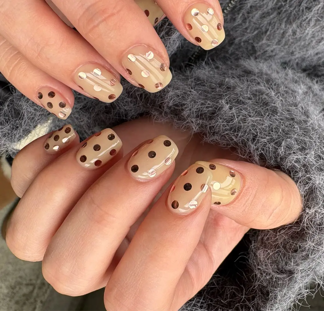 ネイル カジュアル フレンチネイル マグネットネイル ミラーネイル ニュアンスネイル ハンドネイル mocha nailのネイルデザイン