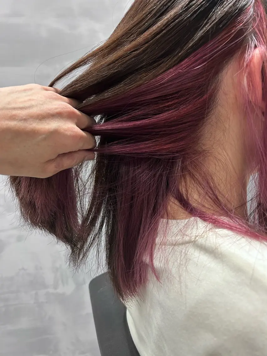 ミディアム カラー ブリーチ ピンクカラー ヘアカラー トリートメント newi赤羽 ✂️KEN✂️のヘアスタイル