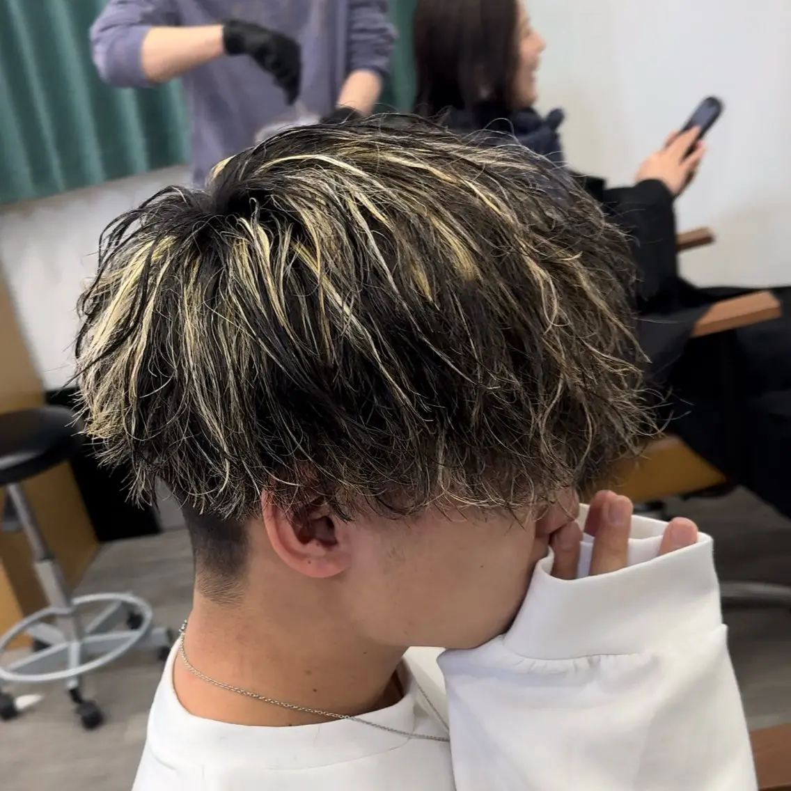 カラー パーマ メンズ カット ヘアカラー &tigre 佐藤秀太のヘアスタイル