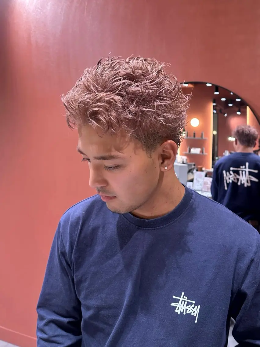 カラー メンズ メンズハイトーン ハイトーンカラー 竹内 琳子のヘアスタイル