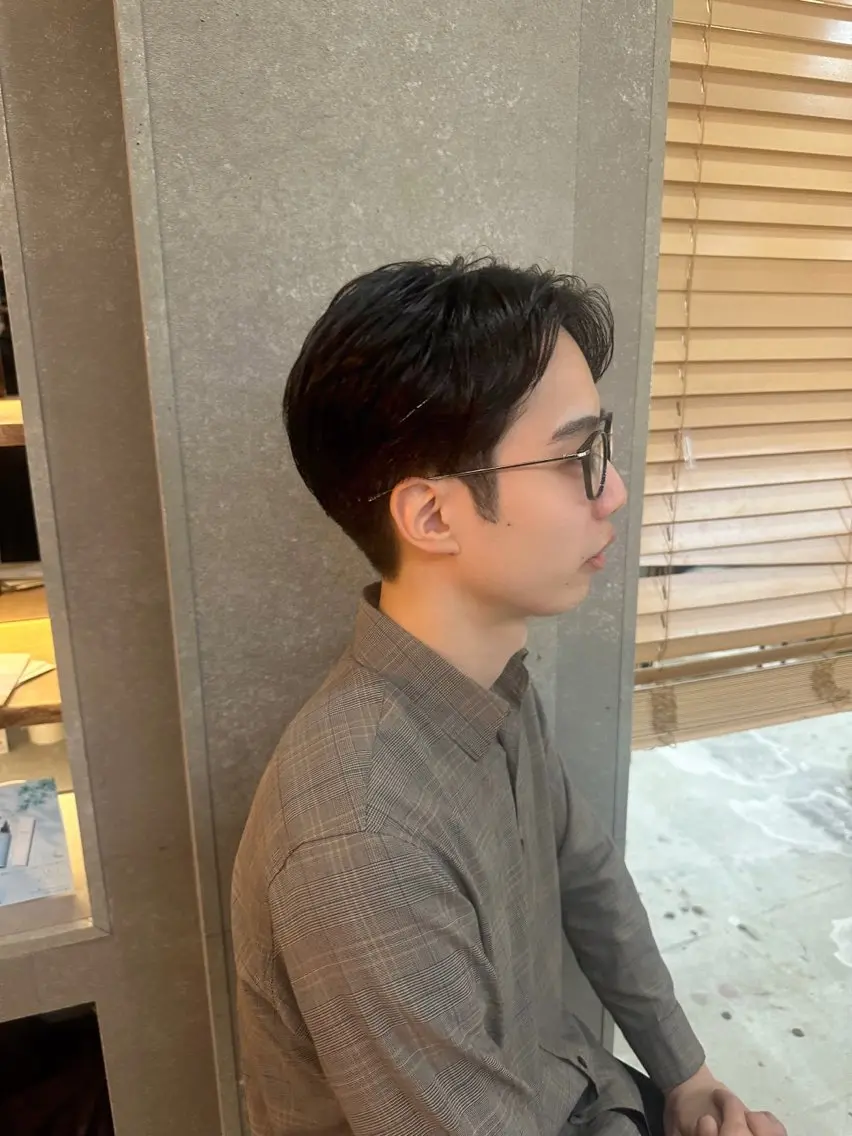 ショート カラー パーマ メンズ カルマパーマ メンズパーマ スペインカール ツイストスパイラルパーマ 刈り上げ 朝楽メンズパーマ 🥇メンズカット吉田のヘアスタイル