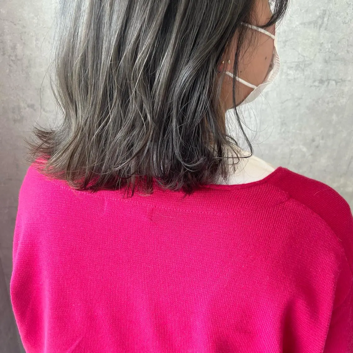 ミディアム カラー ヘアアレンジ アッシュ ブリーチ ヘアカラー トリートメント 🌻あいり merci.🌻のヘアスタイル