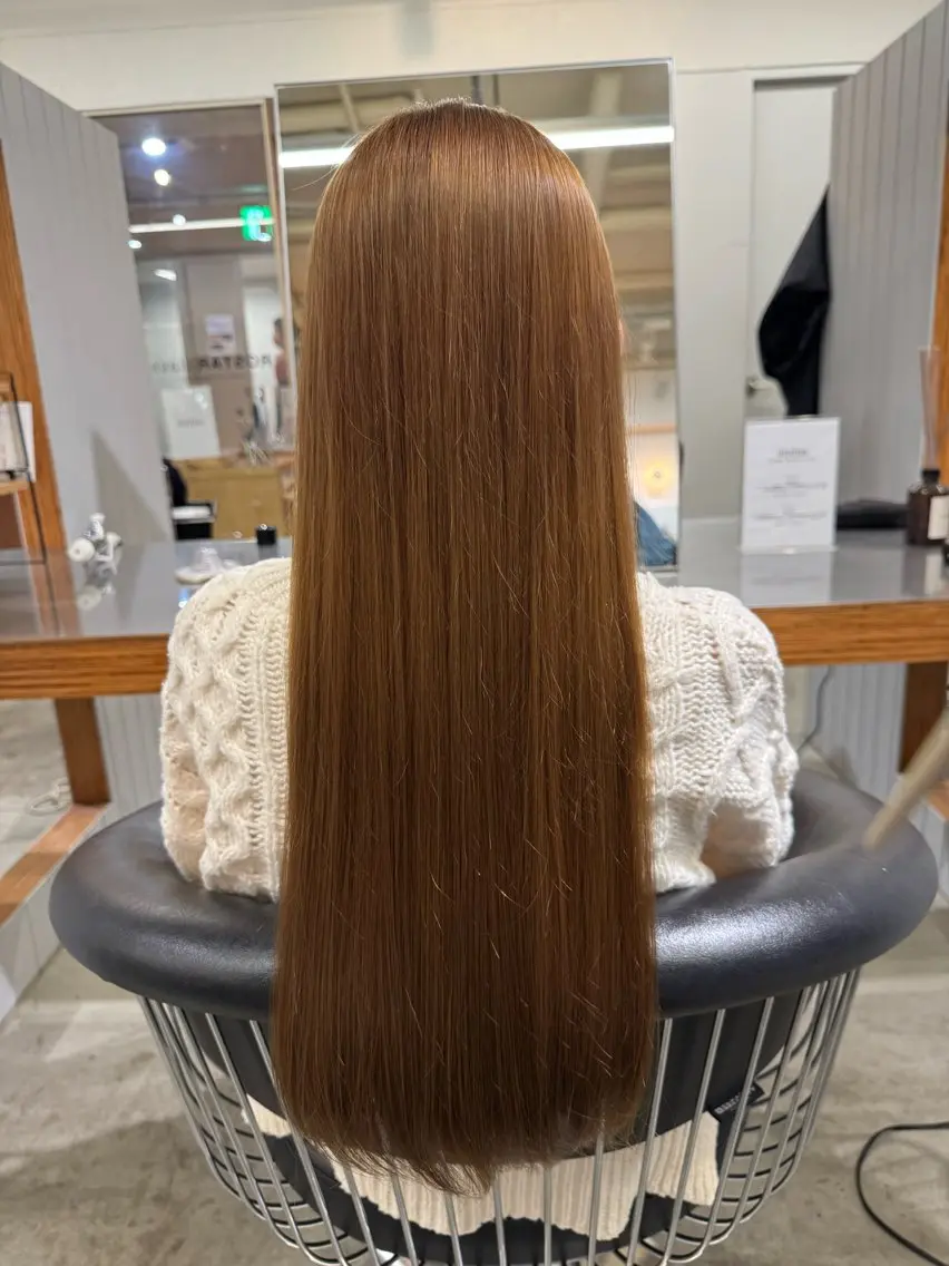 ロング ロング トリートメント ヘアカラー ROSTAR セイゴのヘアスタイル