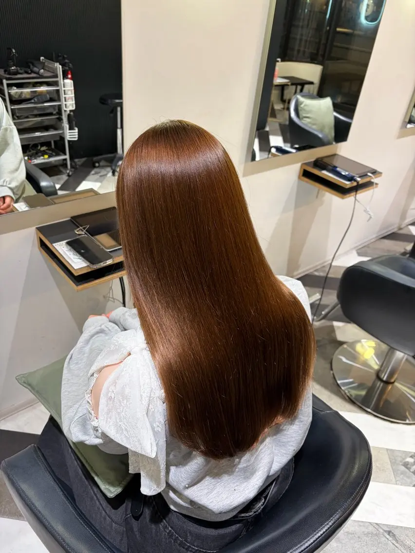 ロング パーマ 縮毛矯正 ゆりあ|カラー・縮毛 モデル様募集中🩶のヘアスタイル