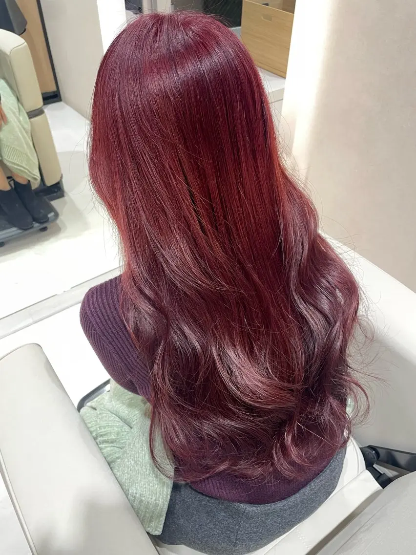 カラー ブリーチ ブリーチなしカラー ピンクカラー レッドカラー ヘアカラー emusalon Rinaのヘアスタイル