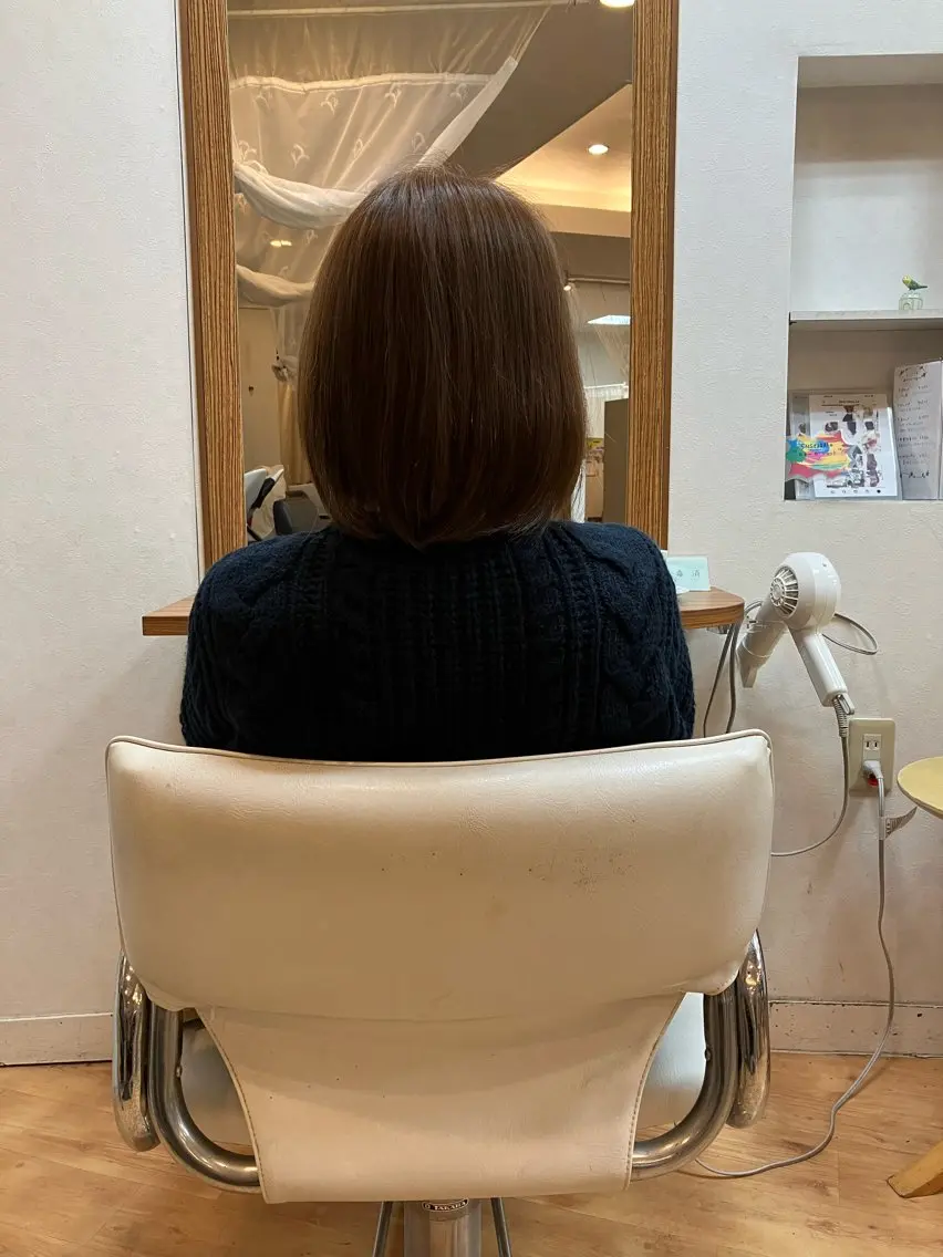 ミディアム カット ヘアカラー トリートメント 白髪染め/ 髪質改善//湯浅貴子のヘアスタイル