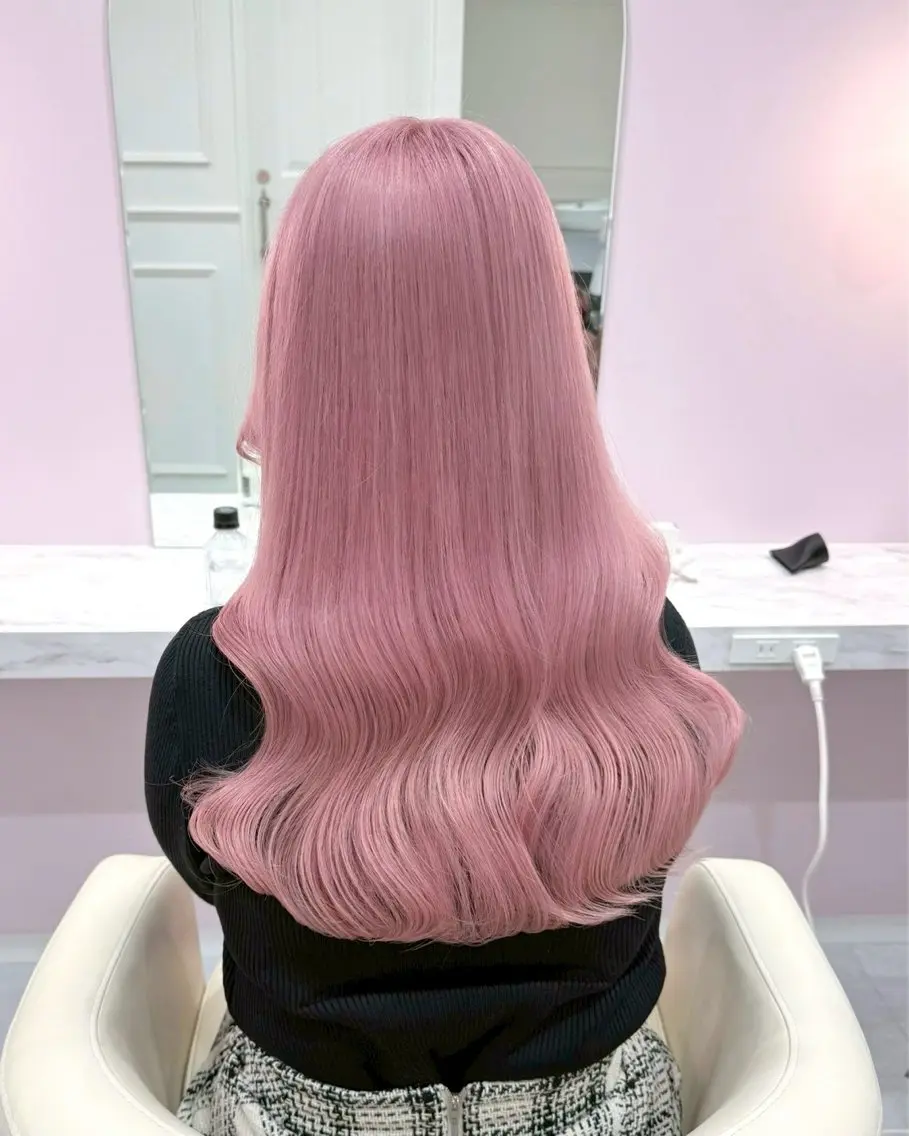 ロング カラー ブリーチ 透明感カラー ハイトーンカラー ラベンダーカラー ラベンダーピンク ヘアカラー ハイトーンカラー💞 くるみ🎀のヘアスタイル