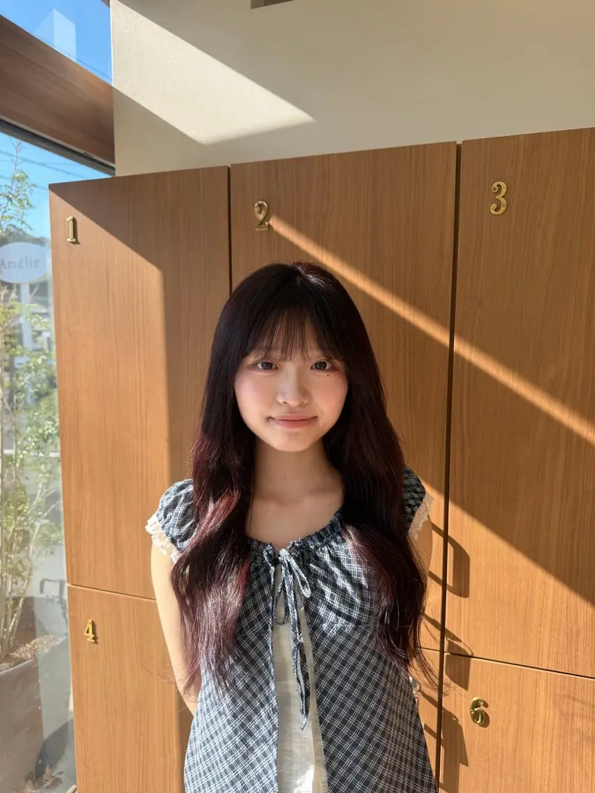 ロング 綾香/暗髪 /透明感カラー💜のヘアスタイル