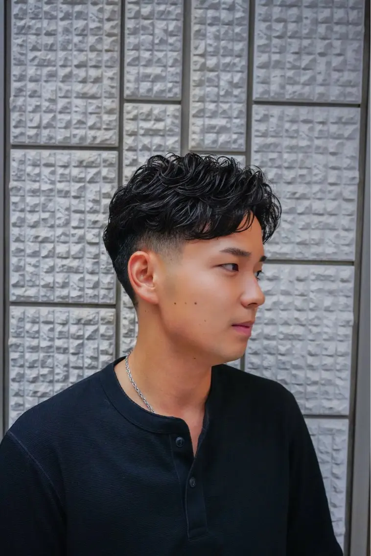 ミディアム パーマ メンズ カット パーマ メンズパーマ 赤司 泰樹のヘアスタイル