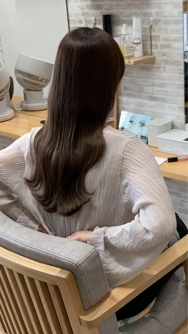 セミロング 宇田川 直輝のヘアスタイル