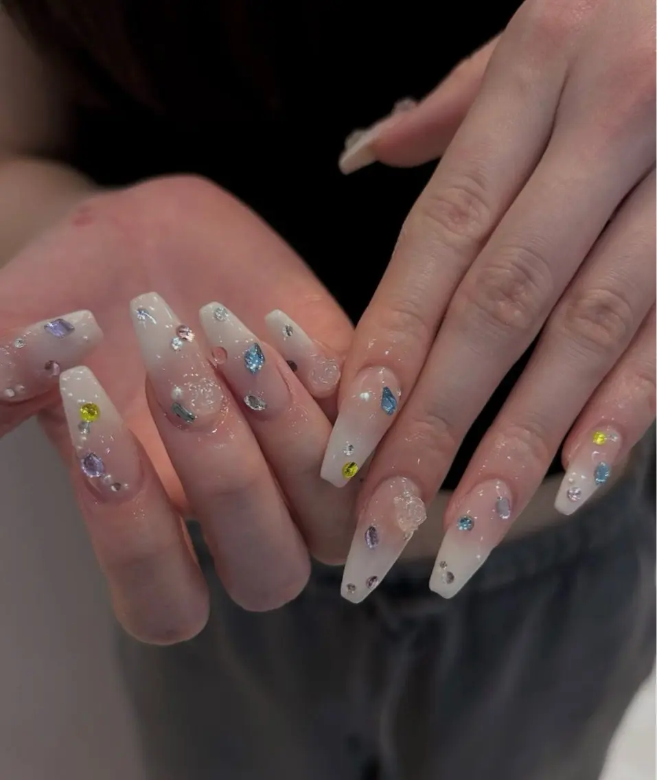 ネイル ハンドネイル BERA NAILSのネイルデザイン