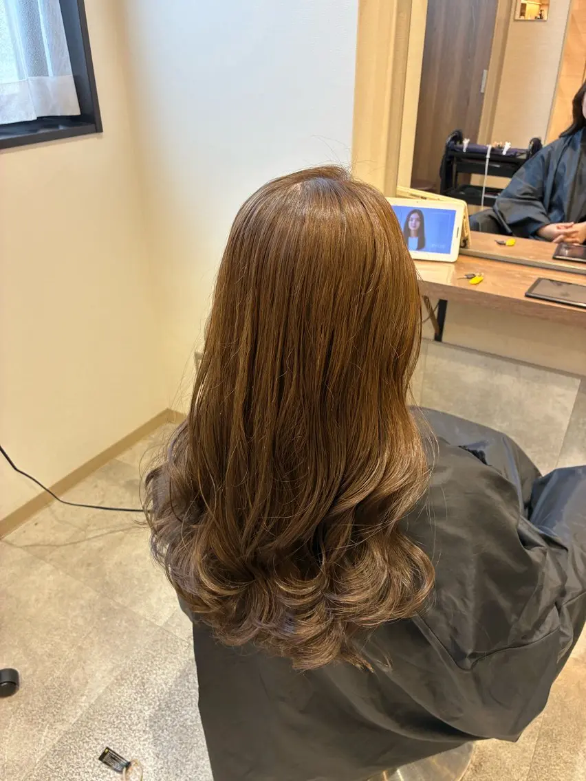 ロング カラー ベージュカラー ダブルカラー オリーブベージュ デート 自分史上1番可愛い/ 似合わせ【MAHO】のヘアスタイル