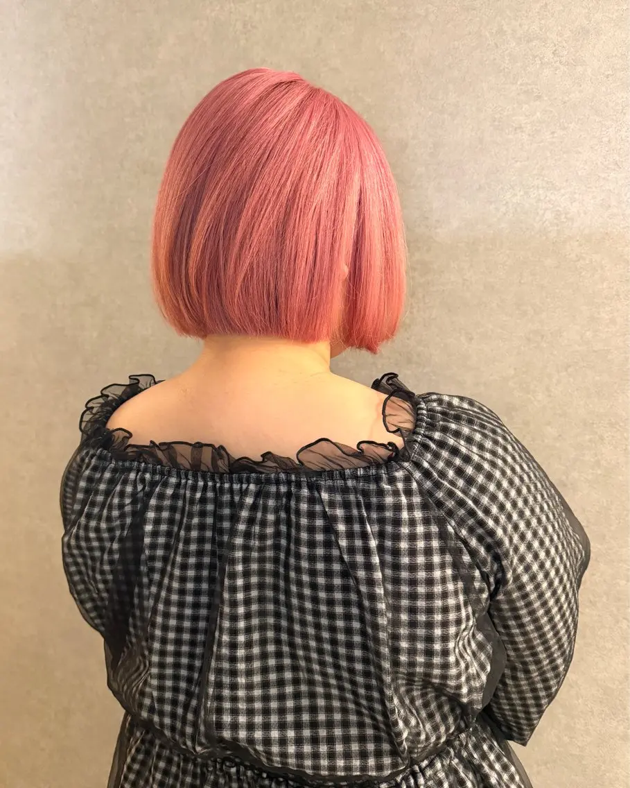 ミディアム カラー ピンクカラー カット ヘアカラー ハイトーン/ウルフ/ レイヤー/Asukaのヘアスタイル