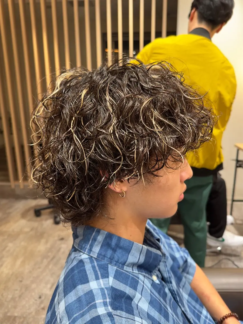 ショート パーマ メンズ 【メンズパーマ】比嘉 啓人のヘアスタイル