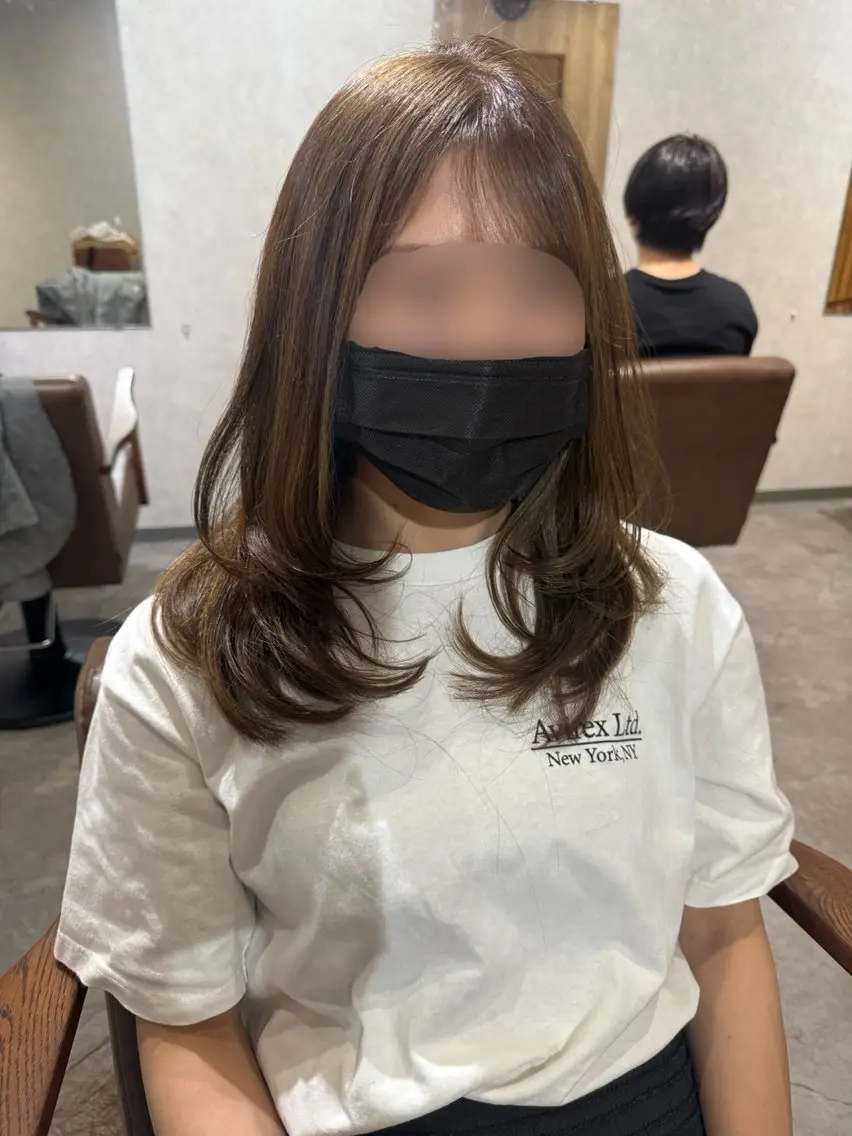 ロング カラー レイヤーカット Bish Yanaのヘアスタイル