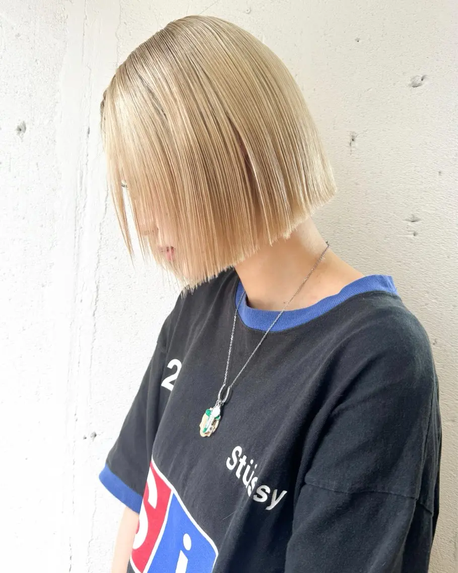話題の新メニュー!【感動の艶髪】酸性ストレートの写真