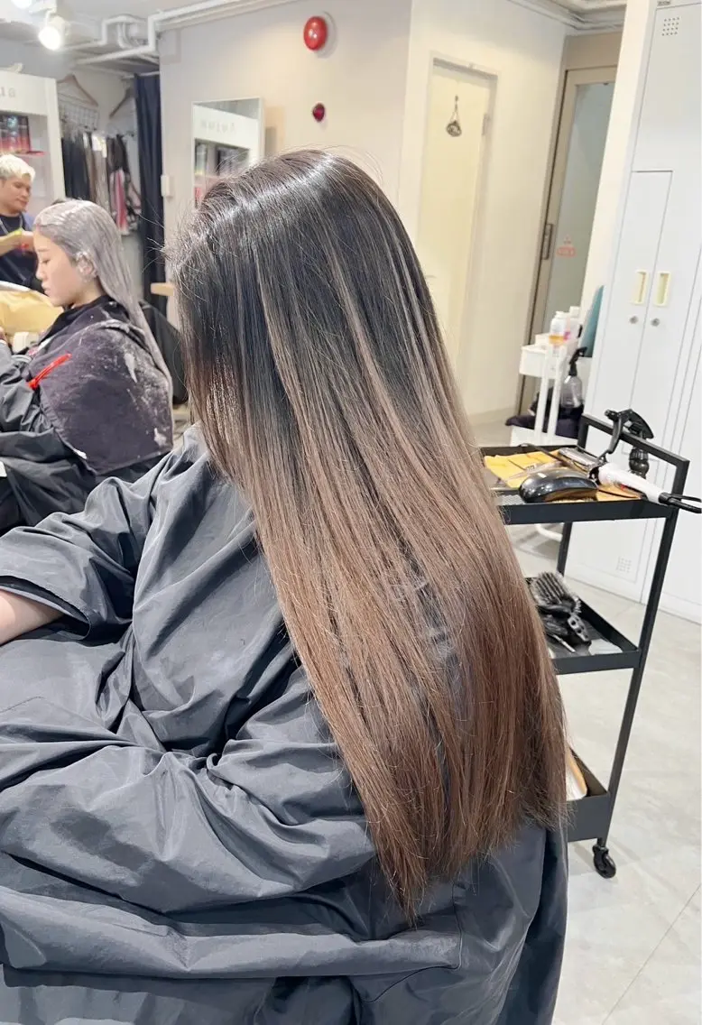 ロング カラー バレイヤージュ ブラウンカラー レイヤーカット 指名数No.1 /NAOYAのヘアスタイル