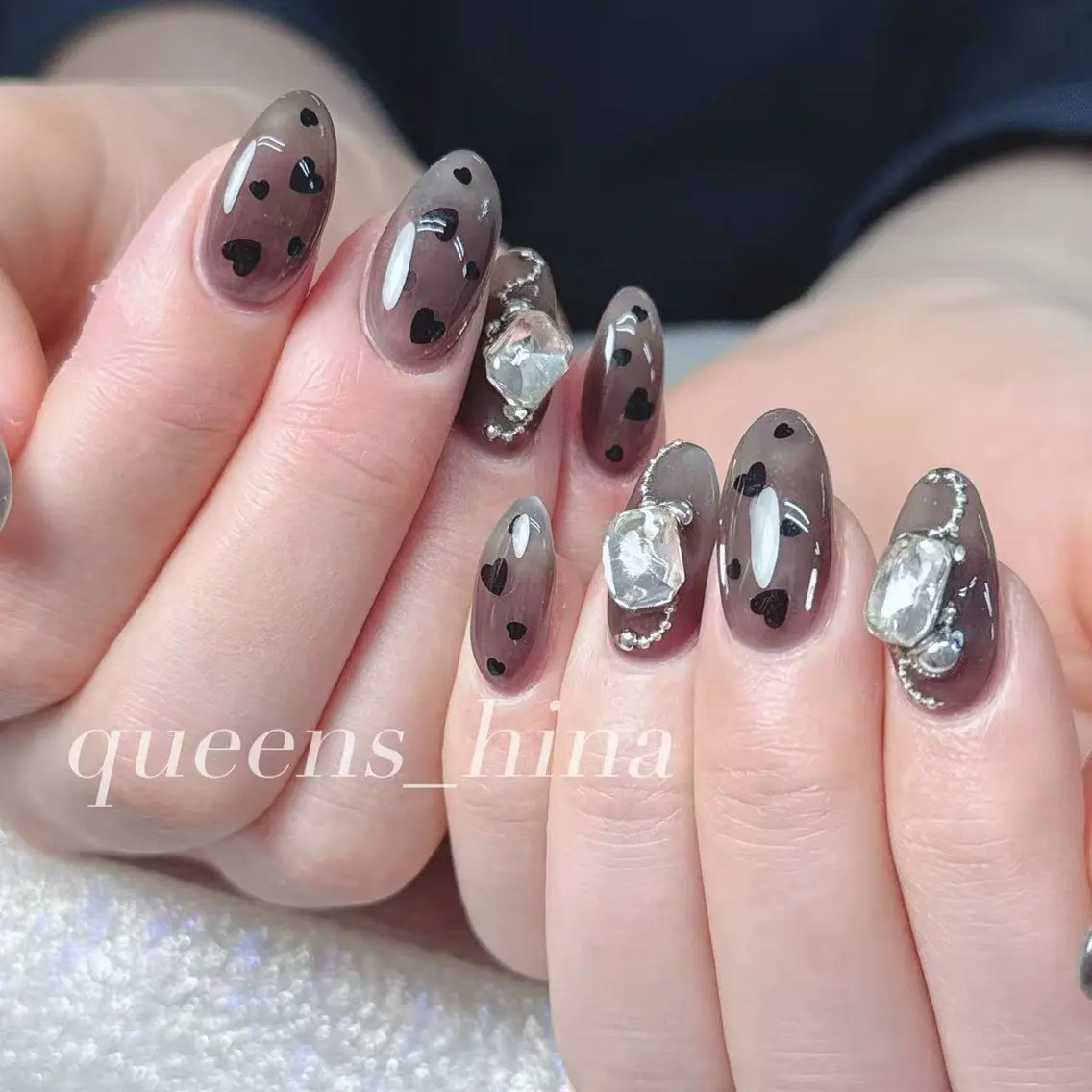 ネイル ハンドネイル Queens マオのネイルデザイン