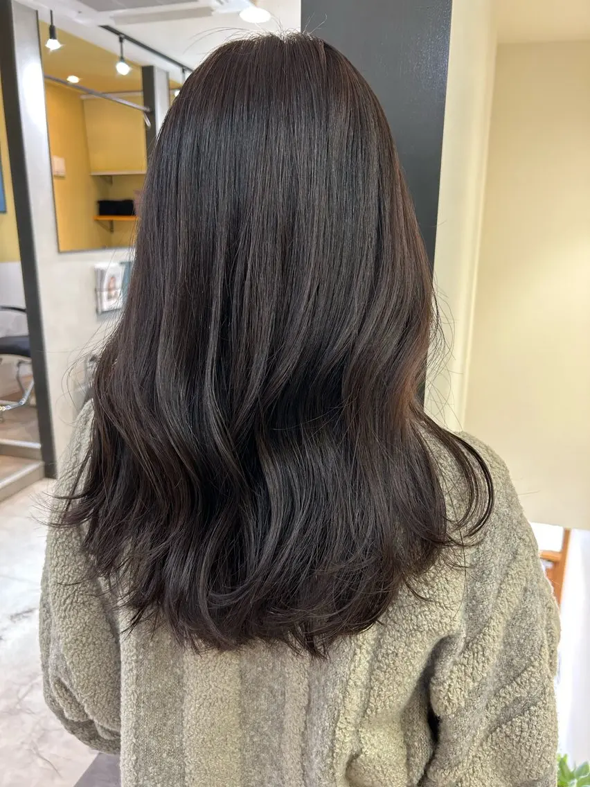 ロング カラー ブラウンカラー チョコレートブラウン hubhair レイヤー/透明感のヘアスタイル