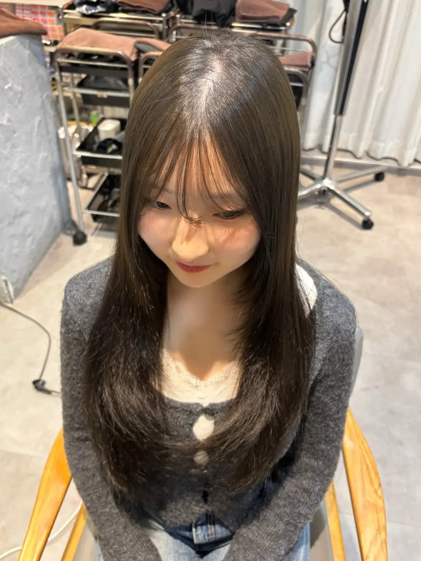 ロング カラー ヘアカラー トリートメント roka ʜᴀʀᴜᴋᴀのヘアスタイル