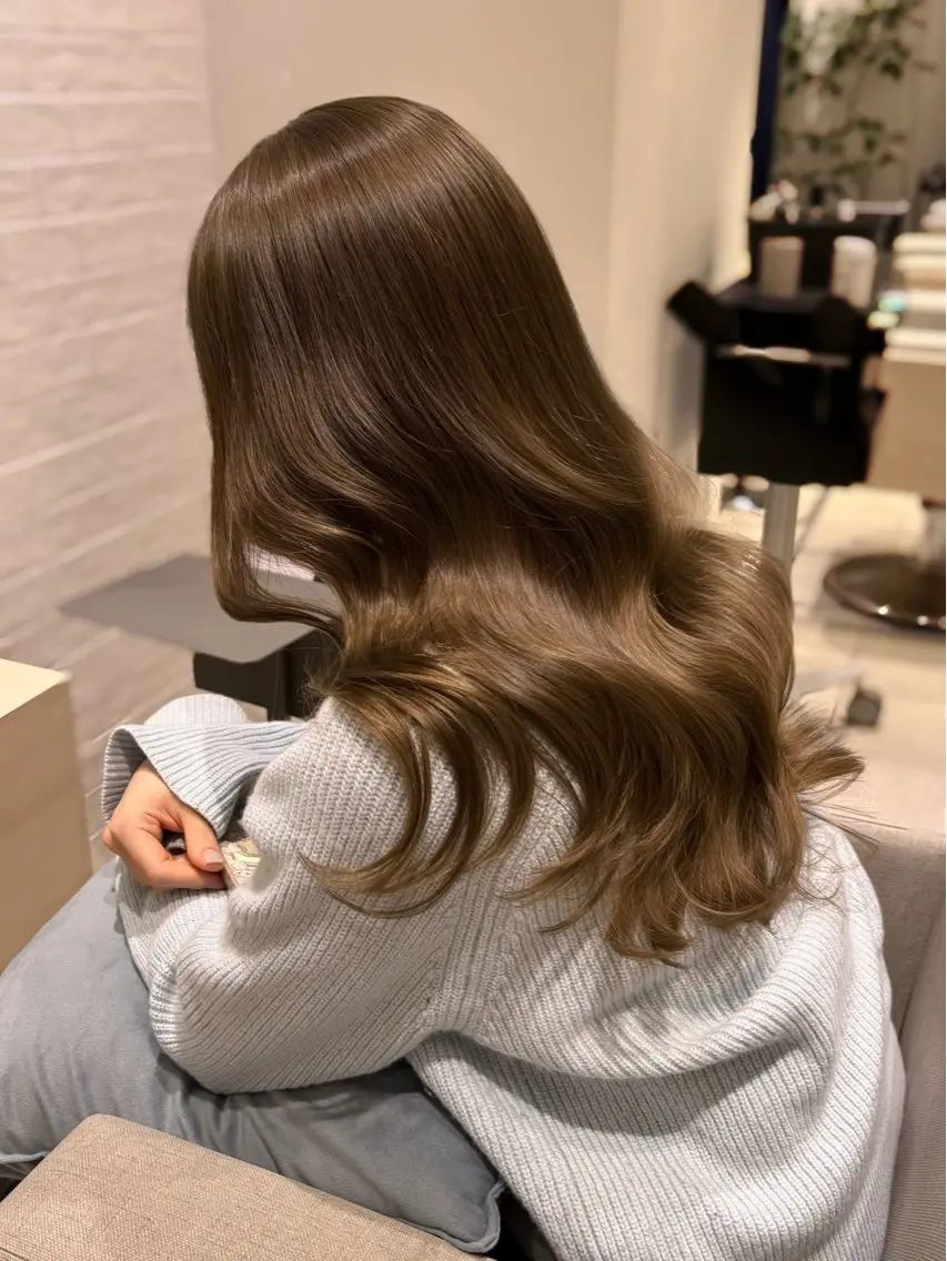 ロング カラー ヘアアレンジ ベージュカラー ブリーチ ブラウンカラー グレージュ ブリーチなしカラー ヘアカラー トリートメント 銀座/韓国レイヤー/ 艶カラー🍓原田侑依のヘアスタイル