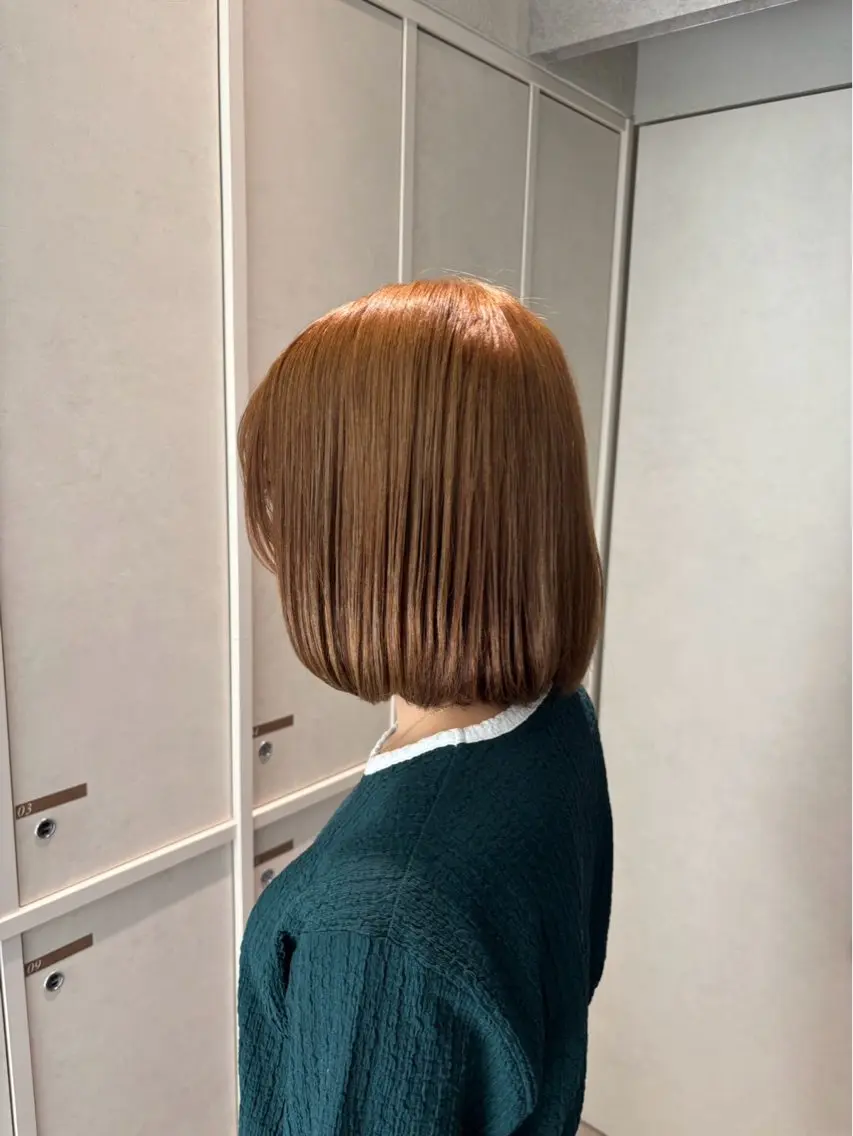 ミディアム カラー makita cocoroのヘアスタイル