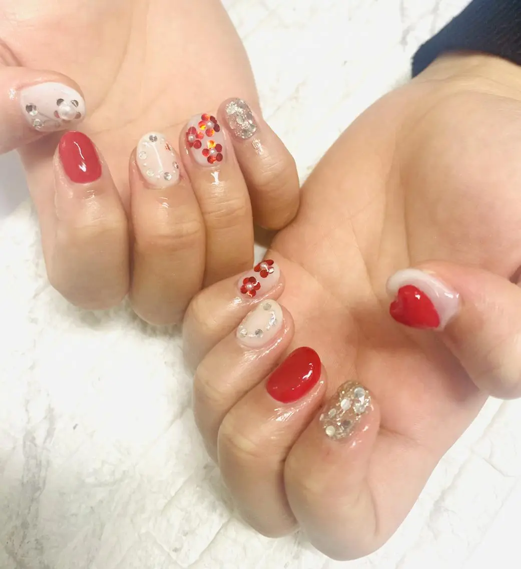 ネイル ハンドネイル フットネイル yochi nailのネイルデザイン