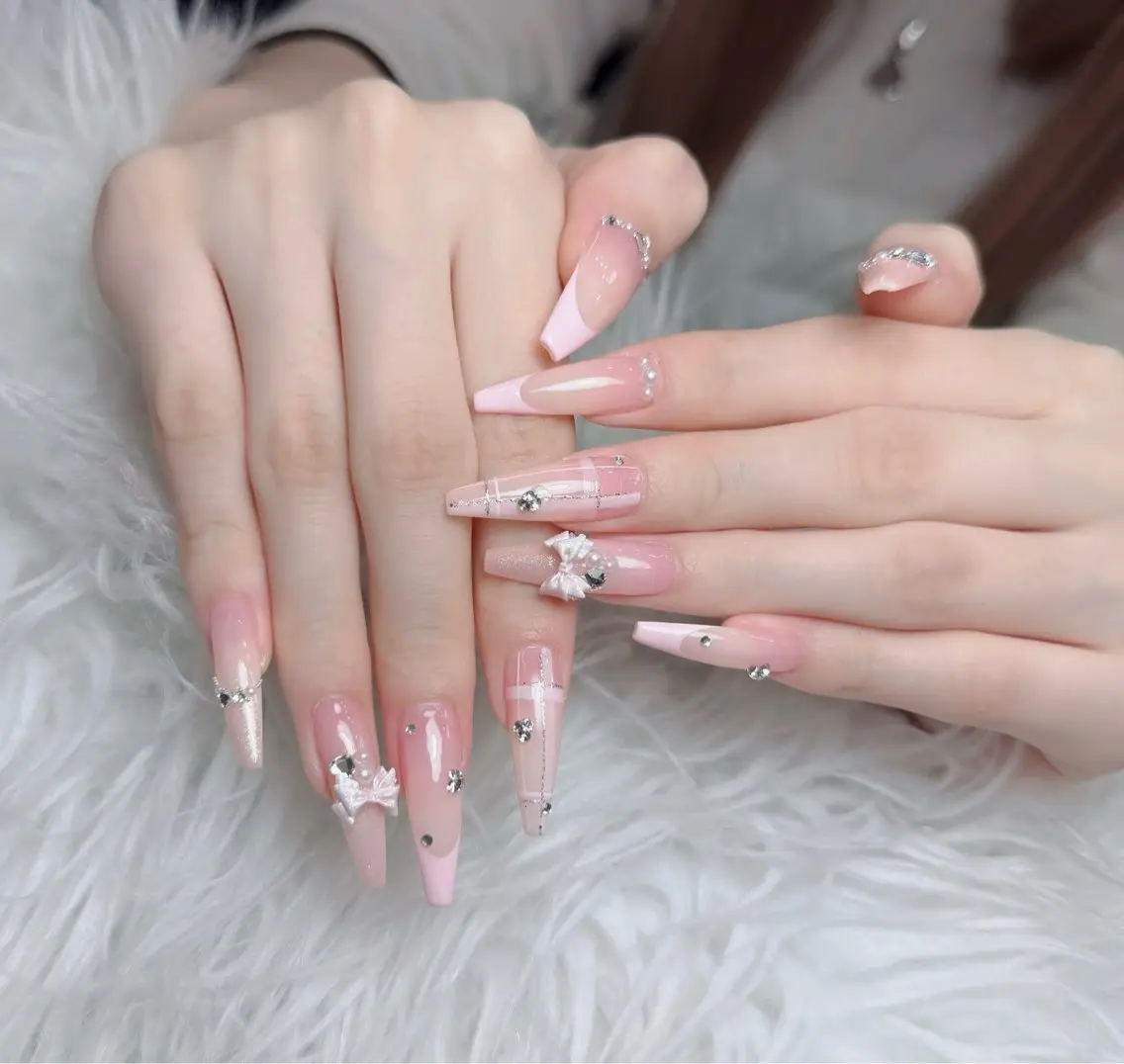 ネイル アートネイル 韓国ネイル 持ち込み ワンホンネイル ハンドネイル Lenie Nail Salonのネイルデザイン