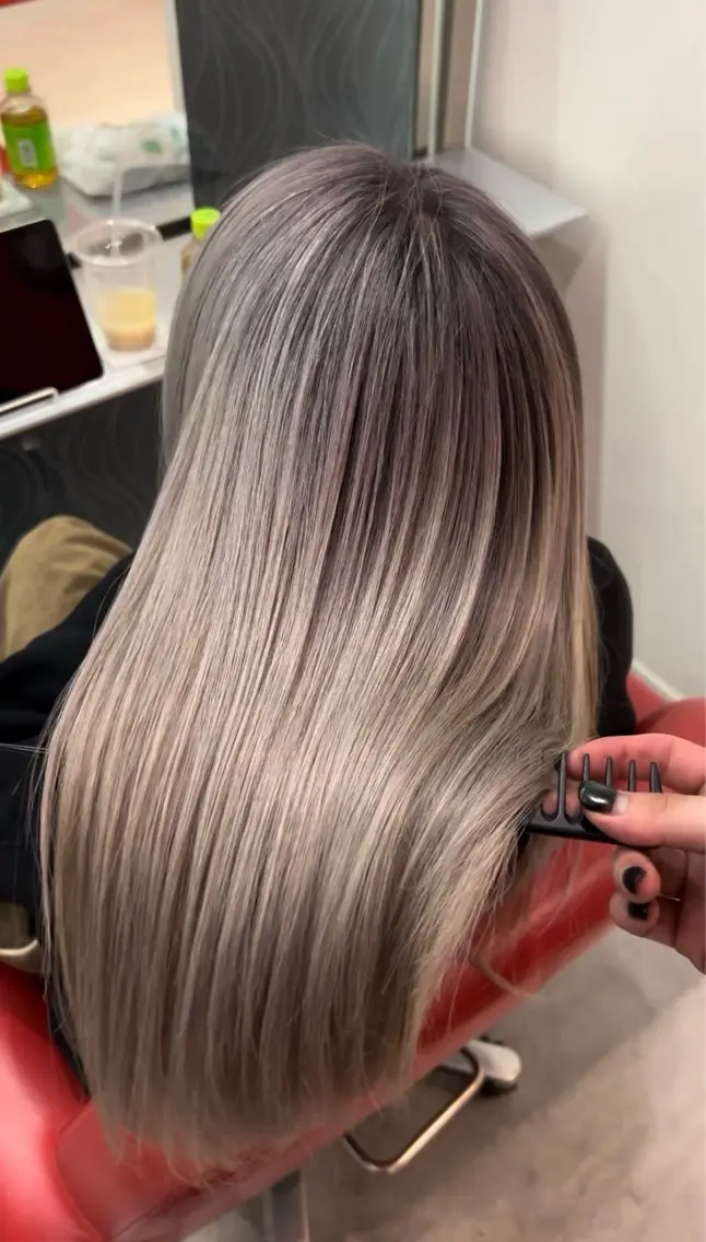 ロング カラー ヘアカラー 中村 時成のヘアスタイル