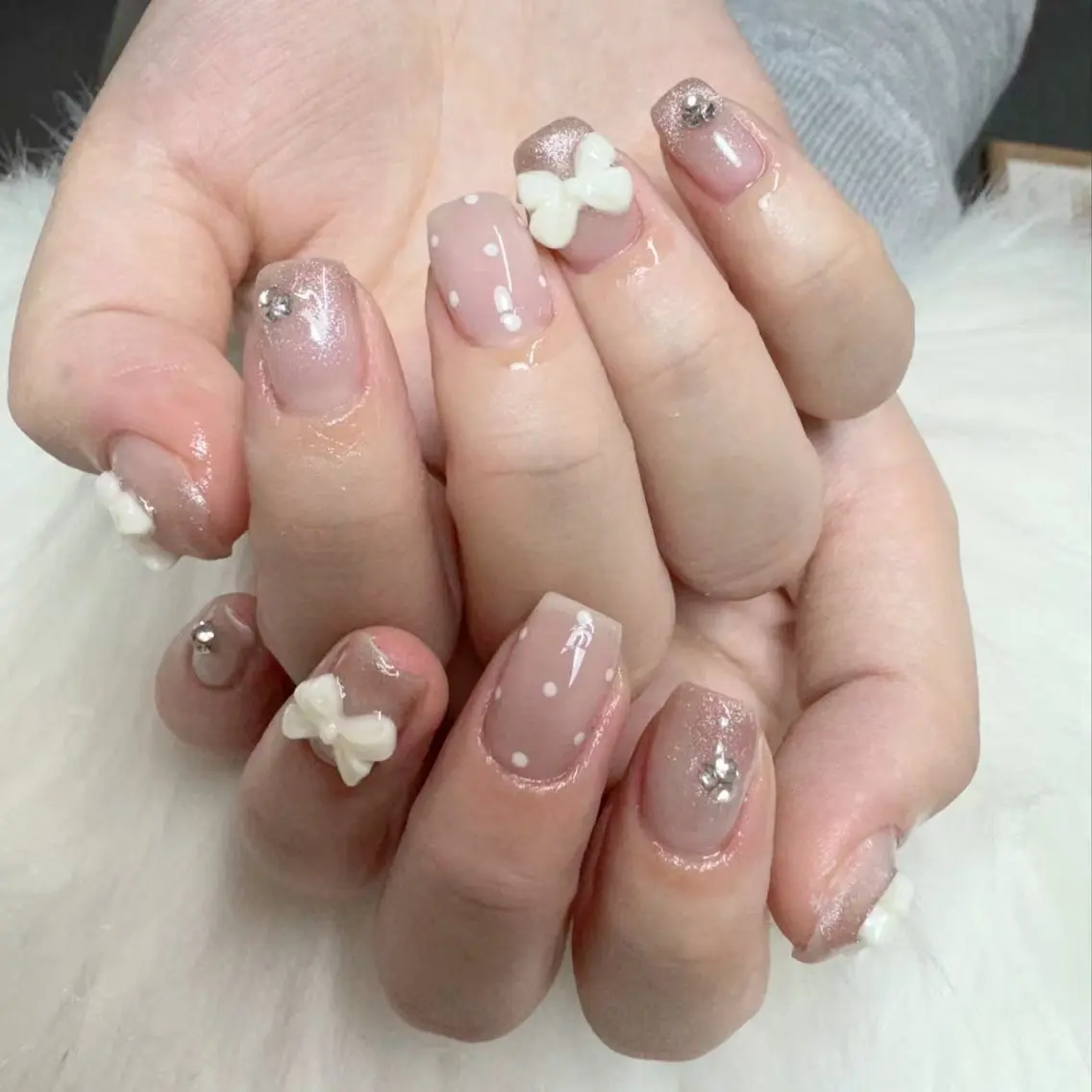 ネイル ハンドネイル 🎀nana🫧 ワンホンネイル🎀のネイルデザイン