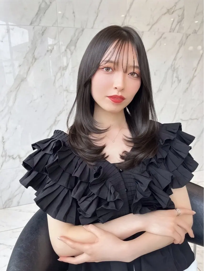 ロング カラー カット ヘアカラー トリートメント レイヤー/髪質改善 縮毛/ハッシュカットのヘアスタイル