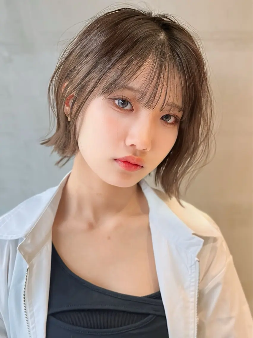 ショート カラー 木元 瑛✂︎ボブのヘアスタイル