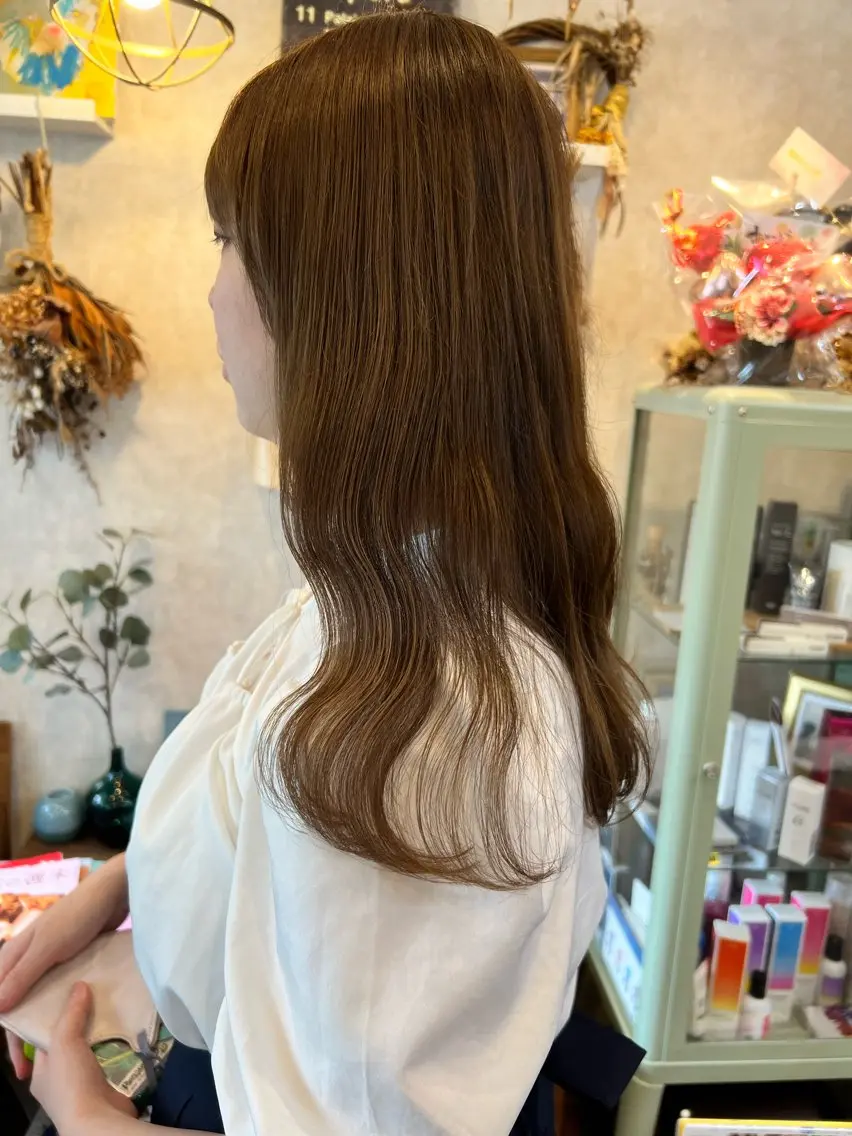 ロング カラー 齊藤 萌香のヘアスタイル