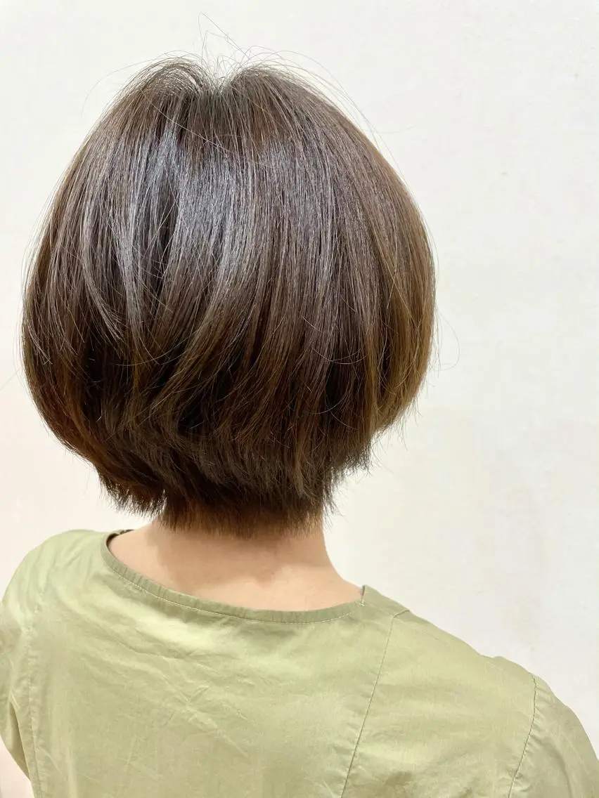 白髪ぼかしカラー+カット+ヘアケアトリートメントの写真