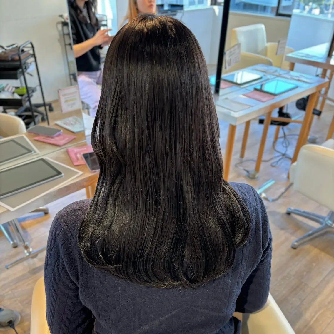 ロング カラー ヘアアレンジ 透明感カラー グレージュ トリートメント 【韓国ヘア/透明感 カラー】makotoのヘアスタイル
