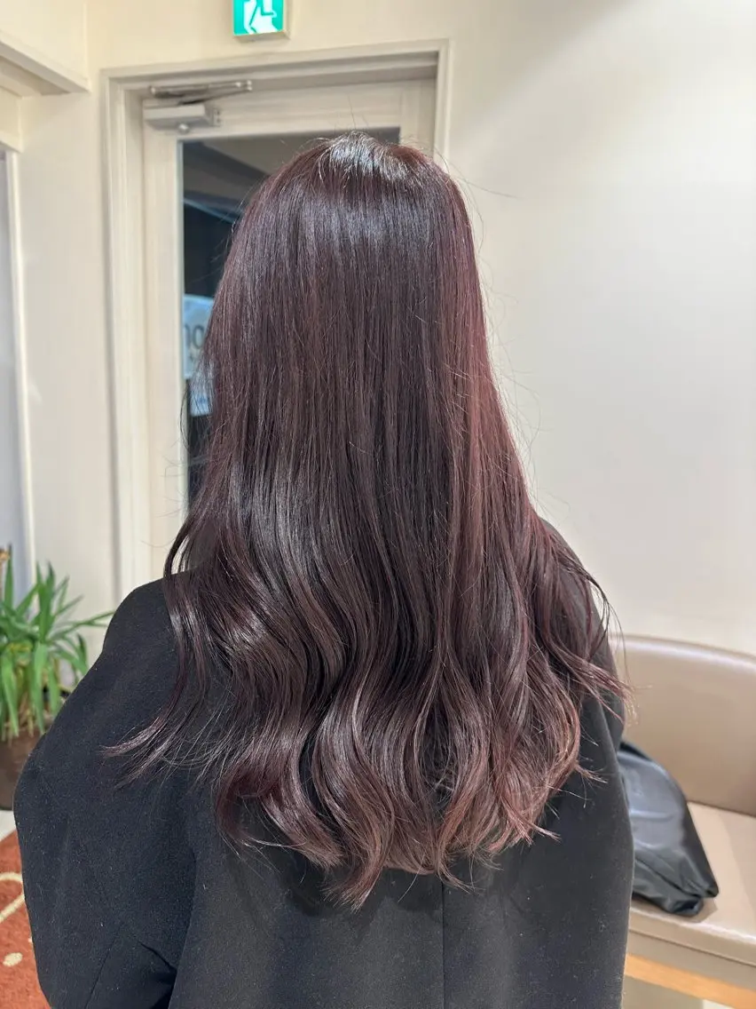 ロング カラー ヘアアレンジ タイトボブ個性派カラ ーAKANEのヘアスタイル