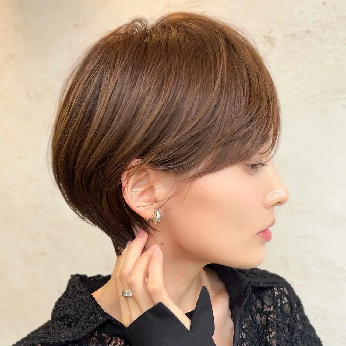 ショート カット ヘアカラー トリートメント ショート特化美容師 大阪京橋　大本　渉のヘアスタイル