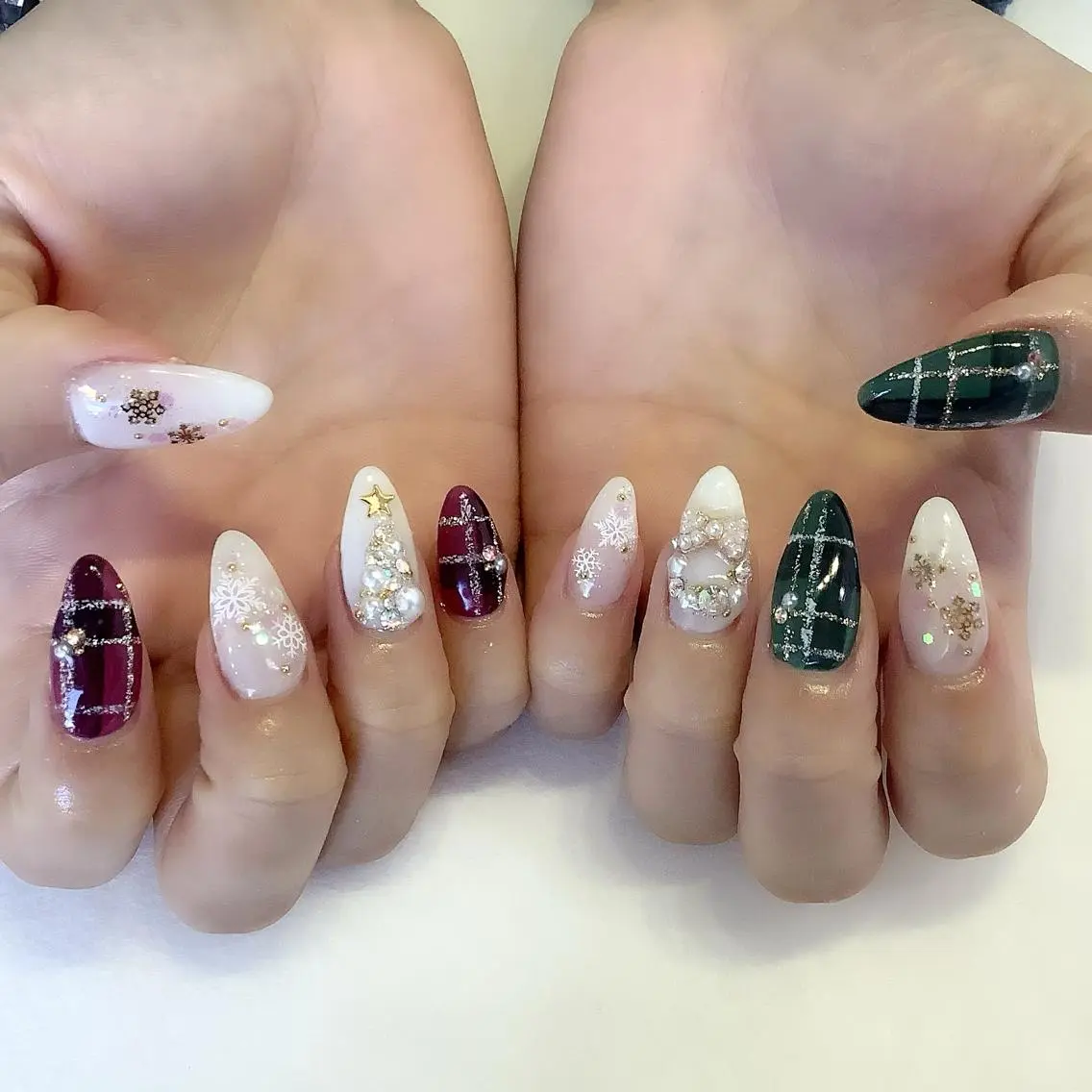 ネイル ハンドネイル saki. mのネイルデザイン