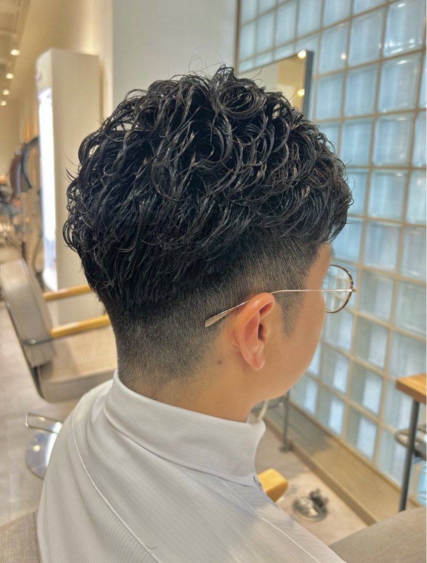 ショート ショートヘア カット カット 仁科 亮祐のヘアスタイル