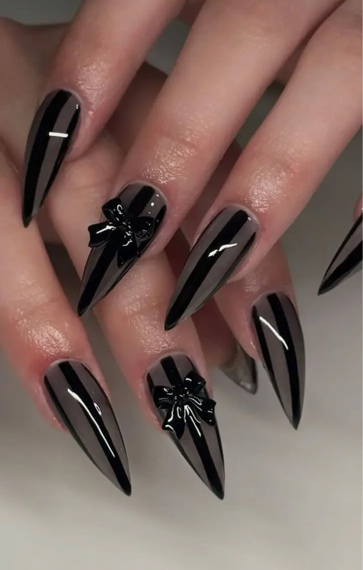 ネイル フレンチネイル ジェルネイル 韓国ネイル マグネットネイル 持ち込み ハンドネイル Royal nail_Mimiのネイルデザイン