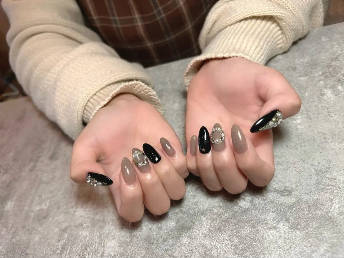 ネイル Adore nailのネイルデザイン
