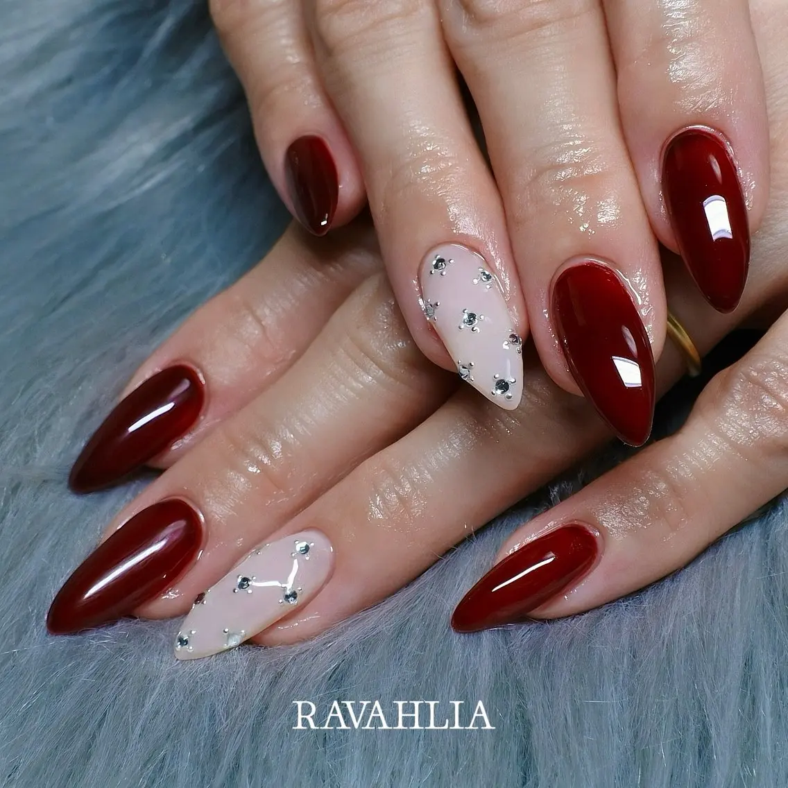ネイル ハンドネイル nail room RAVAHLIAのネイルデザイン