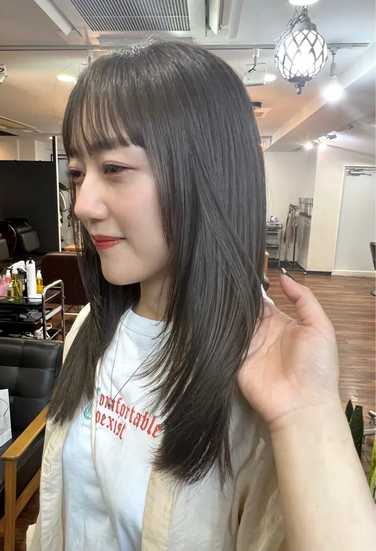 ロング カラー ベージュカラー オリーブベージュ ヘアカラー 韓国ヘア 🎀華澄のヘアスタイル