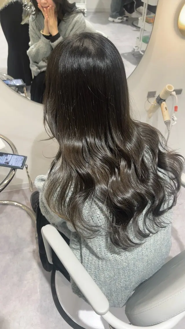 【当日予約OK🙆‍♀️】🤍1月限定🤍憧れの艶髪へ✨カット+髪質改善カラー+トリートメント！¥15400→¥9900の写真