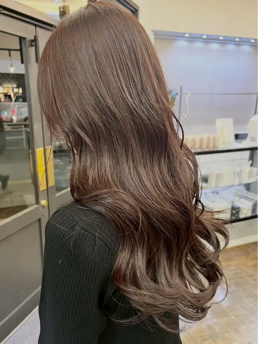 ロング カラー 杉村 南海のヘアスタイル