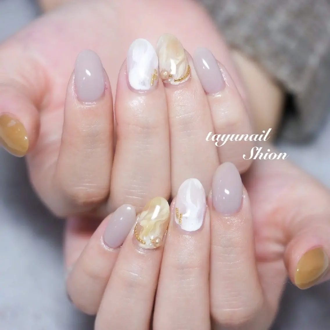 ネイル ジェルネイル ニュアンスネイル パラジェル 冬ネイル ネイルサロン 【たゆnail】のネイルデザイン