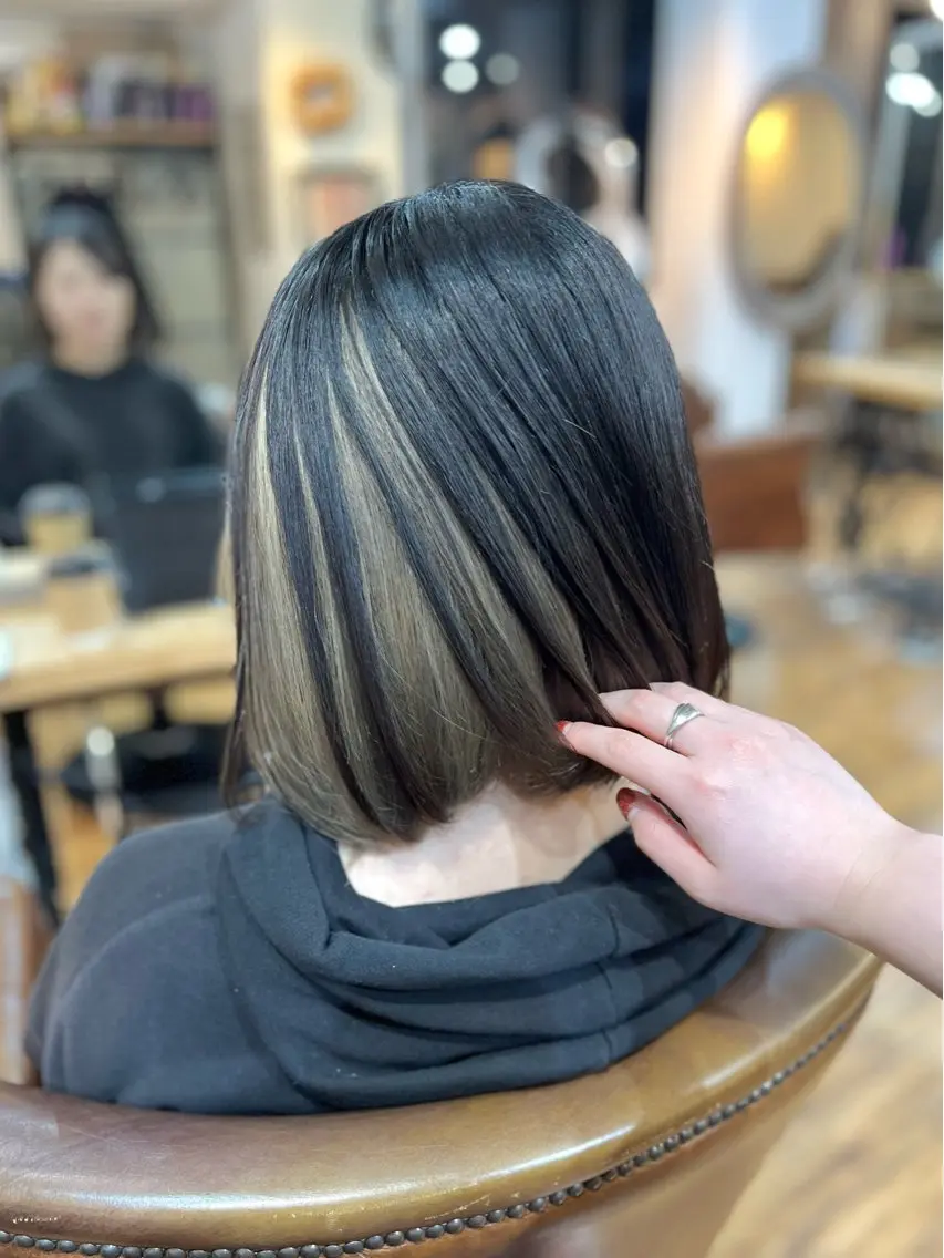 カット＆インナーカラー＆トリートメント(ポイントブリーチ＆オンカラーが付きます)の写真