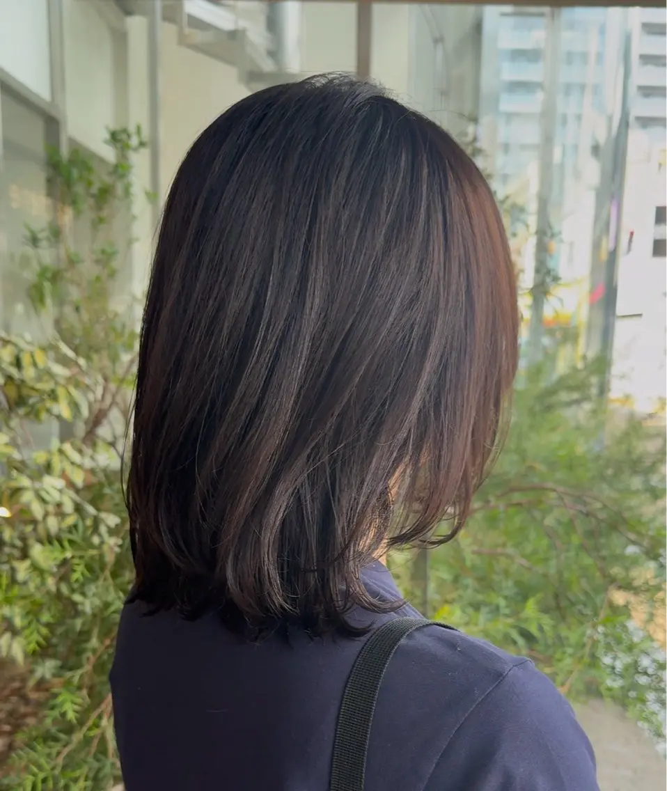 ミディアム ミディアムレイヤー 韓国風ヘア レイヤーカット 小顔カット カット ヘアカラー 草津駅前/本日空き 有/岩本遥加のヘアスタイル
